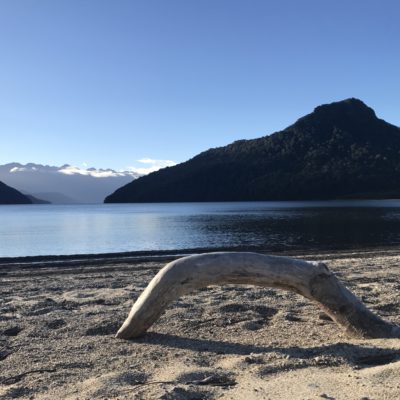 The peaceful lake Manapouri...